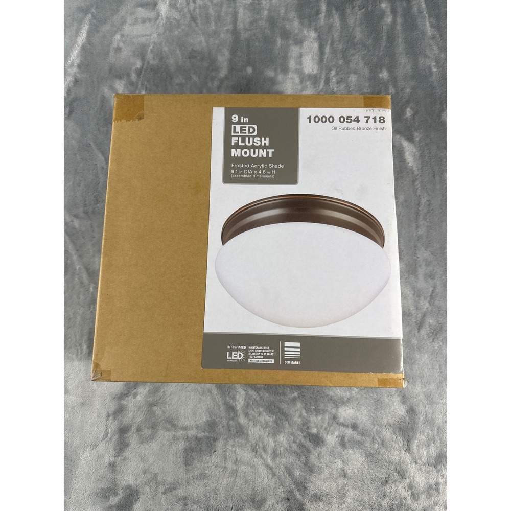 9 in LED Flush Mount Ceiling Lightโ Oil Rubbed Bronze Frosted Shade 1000054718